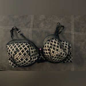 Black and tan cacique 44DDD bra